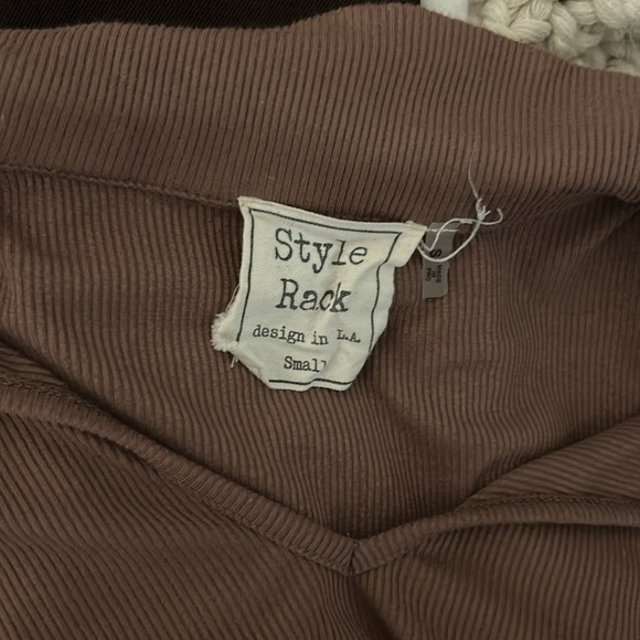 Style Rack Ribbed Crop Top with Collar - Picture 3 of 3